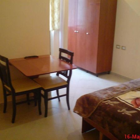 Hotel Natyra E Qete Peshkopi 外观 照片